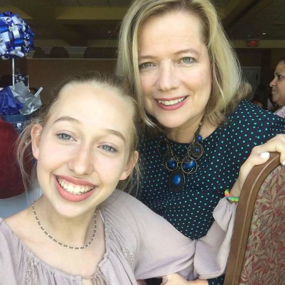 Meet your Posher, Connie - Picture 1 of 1